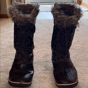 Sorel black waterproof winter boots